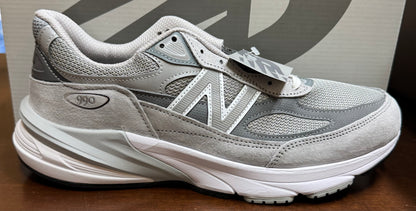 New Balance Men's 990 V6