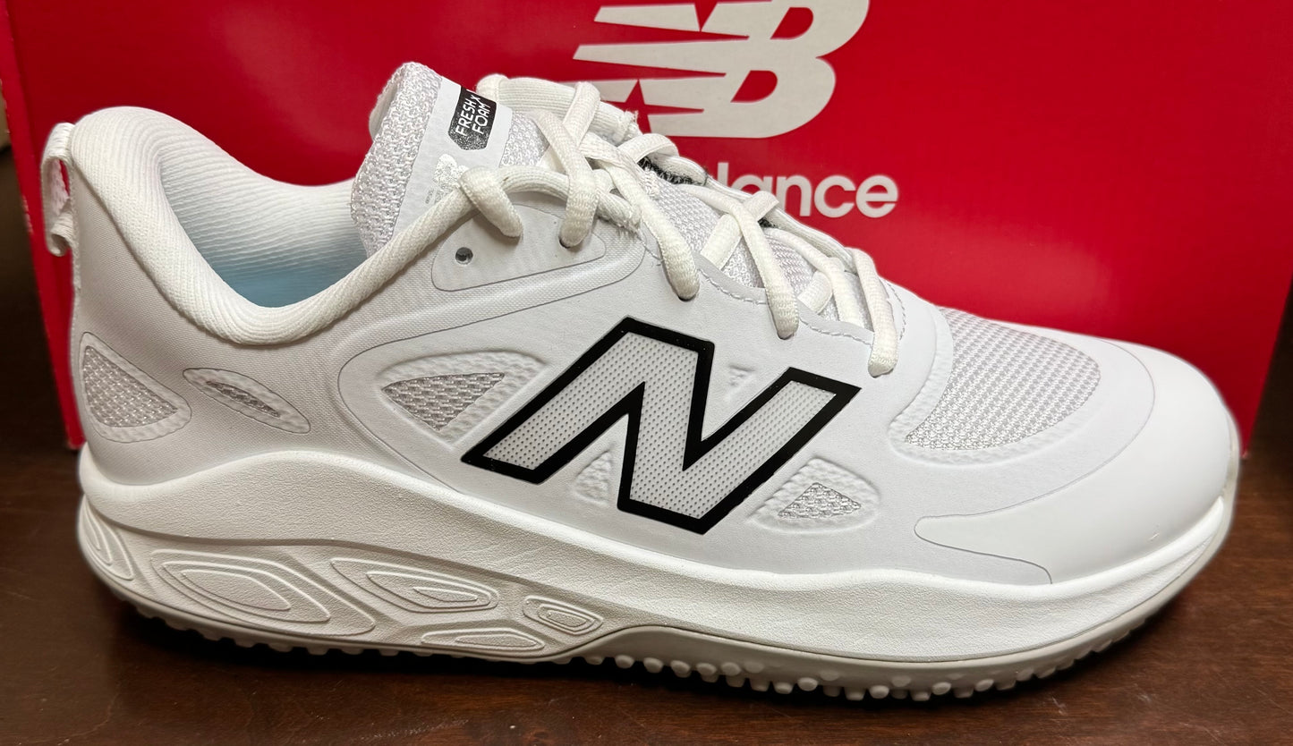 New Balance Women's Fresh Foam Velo v4 Turf Trainer